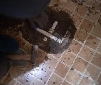 静安卫生间漏水维修公司为您分享下卫生间渗水如何处理及注意事项