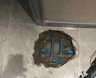 静安阳台漏水维修公司分享下暖气管道漏水的原因有哪些
